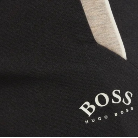 HUGO BOSS shorts | Men Large | gray/tan/blk | NWT - Picture 2 of 9
